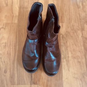 G.H Bass & Co. bass Sabrina ankle boots